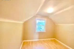 255 W Fairfield St, Gladstone, OR 97027 - Photo 13