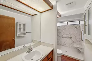2261 NE 153rd Ave, Portland, OR 97230 - Photo 29