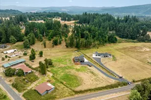 37640 Upper Camp Creek Rd, Springfield, OR 97478 - Photo 47