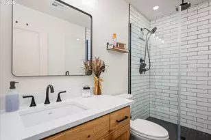 37640 Upper Camp Creek Rd, Springfield, OR 97478 - Photo 33