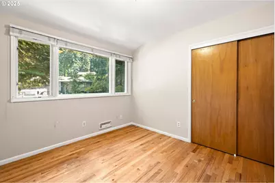 910 York Rd, Lake Oswego, OR 97034 - Photo 17