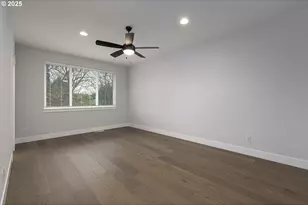 15225 S E Towers Ter, Milwaukie, OR 97267 - Photo 13