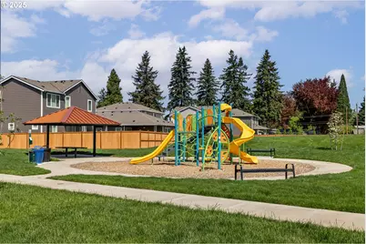 15225 SE Towers Ter, Milwaukie, OR 97267 - Photo 23