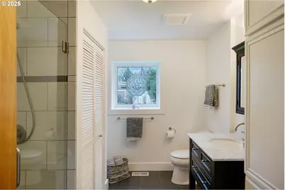 11515 Buena Vista Rd, Independence, OR 97351 - Photo 25