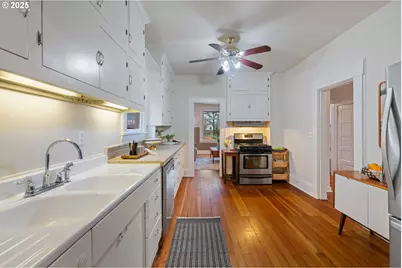 5415 NE 14th Pl, Portland, OR 97211 - Photo 11