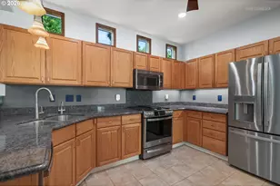 6293 NE Copper Beech Dr, Hillsboro, OR 97124 - Photo 13
