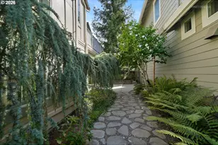 6293 NE Copper Beech Dr, Hillsboro, OR 97124 - Photo 5