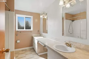 3654 SE Bentley St, Hillsboro, OR 97123 - Photo 17