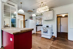 220 E Main St, Lowell, OR 97452 - Photo 11