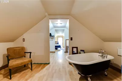 220 E Main St, Lowell, OR 97452 - Photo 27
