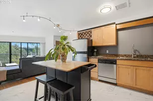 606 NW Naito Pkwy, Portland, OR 97209 - Photo 15