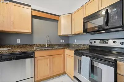 606 NW Naito Pkwy #A9, Portland, OR 97209 - Photo 17