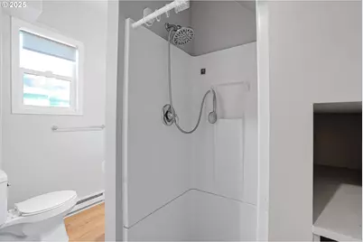 635 SE Walnut St, Hillsboro, OR 97123 - Photo 11