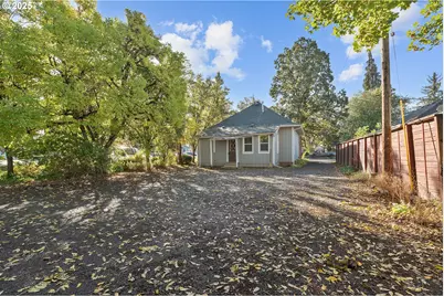 635 SE Walnut St, Hillsboro, OR 97123 - Photo 21