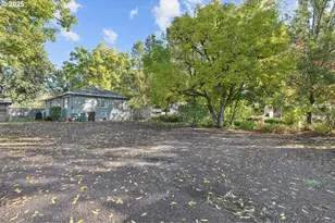 635 SE Walnut St, Hillsboro, OR 97123 - Photo 43