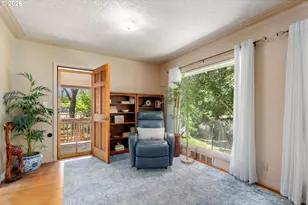 3200 Clemmons Dr, Hood River, OR 97031 - Photo 7