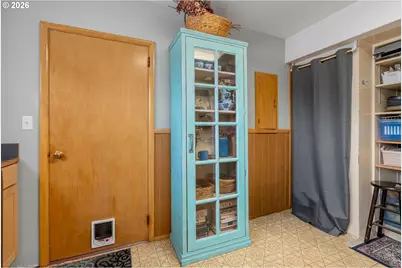 3200 Clemmons Dr, Hood River, OR 97031 - Photo 15