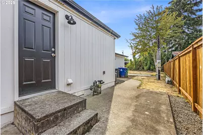 20923 NE Filbert St, Aurora, OR 97002 - Photo 35