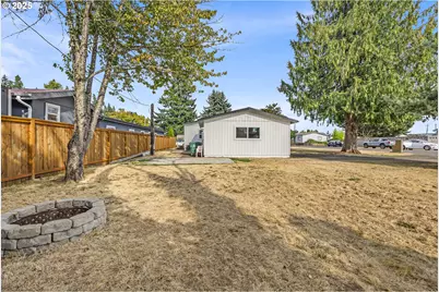 20923 NE Filbert St, Aurora, OR 97002 - Photo 37