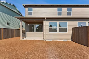 918 Rosebud Ct, Forest Grove, OR 97116 - Photo 3