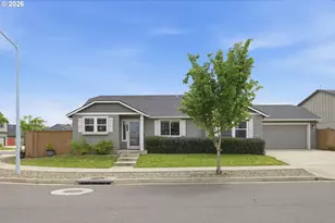 1371 Tirion Ave, Eugene, OR 97404 - Photo 37