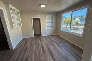 415 Moreland Ave, Drain, OR 97435 - Photo 11