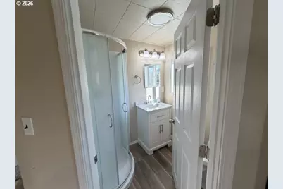 415 Moreland Ave, Drain, OR 97435 - Photo 21