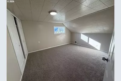 415 Moreland Ave, Drain, OR 97435 - Photo 19