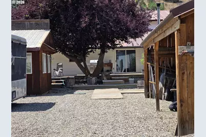 24990 Sumpter Stage Hwy, Baker City, OR 97814 - Photo 13
