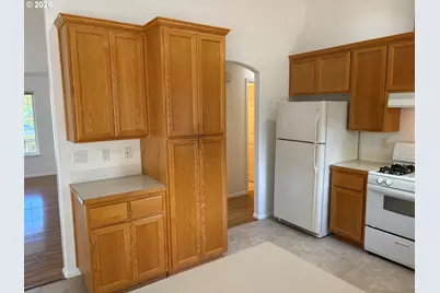 6087 Geyser Peak Pl, Eugene, OR 97402 - Photo 13