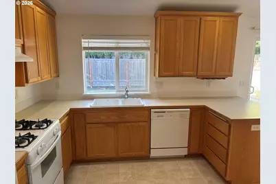 6087 Geyser Peak Pl, Eugene, OR 97402 - Photo 11