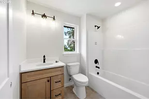 520 S Buxton St, Troutdale, OR 97060 - Photo 17