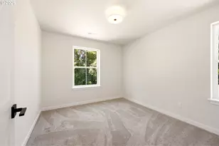 520 S Buxton St, Troutdale, OR 97060 - Photo 21