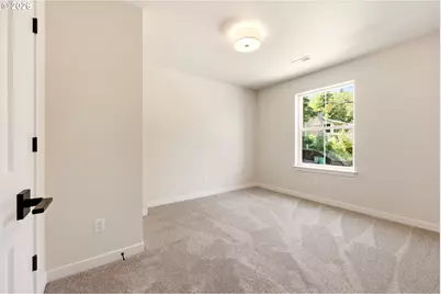 520 S Buxton St, Troutdale, OR 97060 - Photo 23