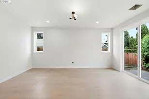 520 S Buxton St, Troutdale, OR 97060 - Photo 9