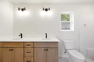 520 S Buxton St, Troutdale, OR 97060 - Photo 13