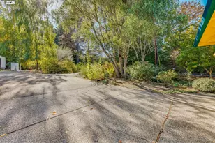 2439 SW Idaho St, Portland, OR 97239 - Photo 33