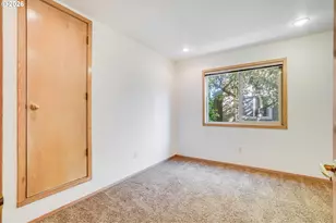 2439 SW Idaho St, Portland, OR 97239 - Photo 23