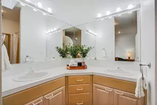 2439 SW Idaho St, Portland, OR 97239 - Photo 21