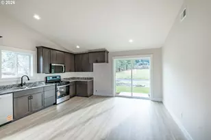 4410 Knotty Pne Ct, Sweet Home, OR 97386 - Photo 13