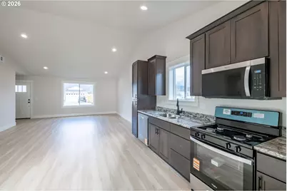 4410 Knotty Pine Ct, Sweet Home, OR 97386 - Photo 15