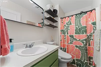 12014 SE Bush St #A, Portland, OR 97266 - Photo 17