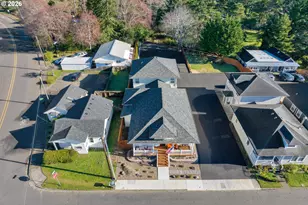 290 Harbor St, Florence, OR 97439 - Photo 45