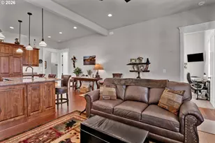 290 Harbor St, Florence, OR 97439 - Photo 9