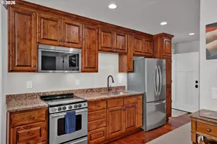 290 Harbor St, Florence, OR 97439 - Photo 35