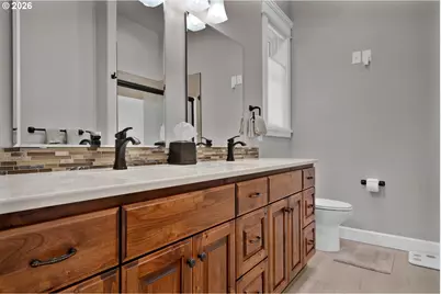 290 Harbor St, Florence, OR 97439 - Photo 23