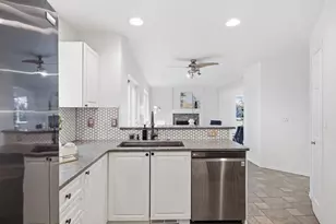 1799 SW Daybreak Way, Troutdale, OR 97060 - Photo 13