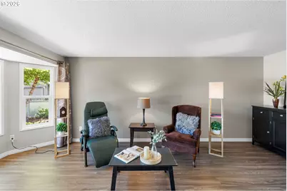 168 NE 38th Ave, Hillsboro, OR 97124 - Photo 7