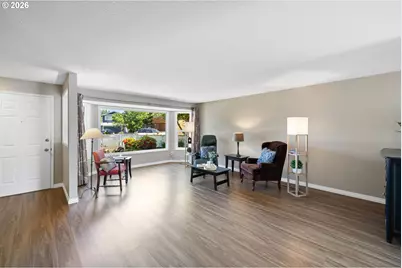168 NE 38th Ave, Hillsboro, OR 97124 - Photo 5