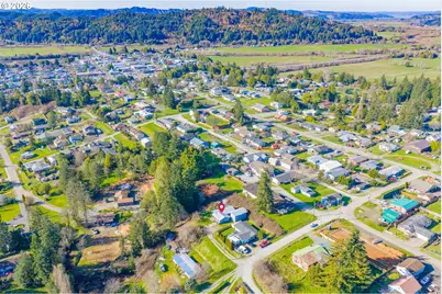 536 18th St, Myrtle Point, OR 97458 - Photo 31